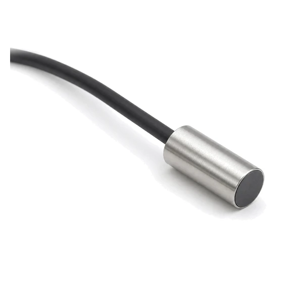 Keyence EM-080B Proximity Sensor, Shielded Type, f8, NPN
